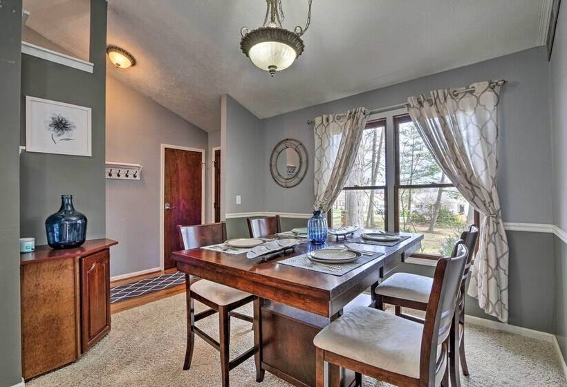 All Season Indian Lake Home W/ Covered Deck!