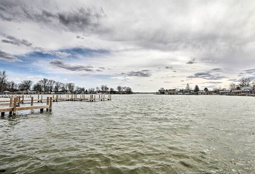 All Season Indian Lake Home W/ Covered Deck!