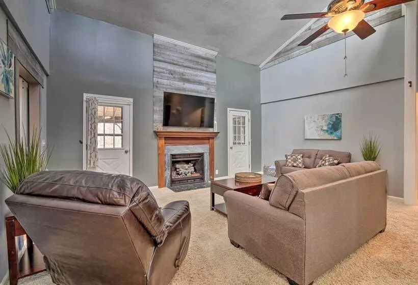 All Season Indian Lake Home W/ Covered Deck!