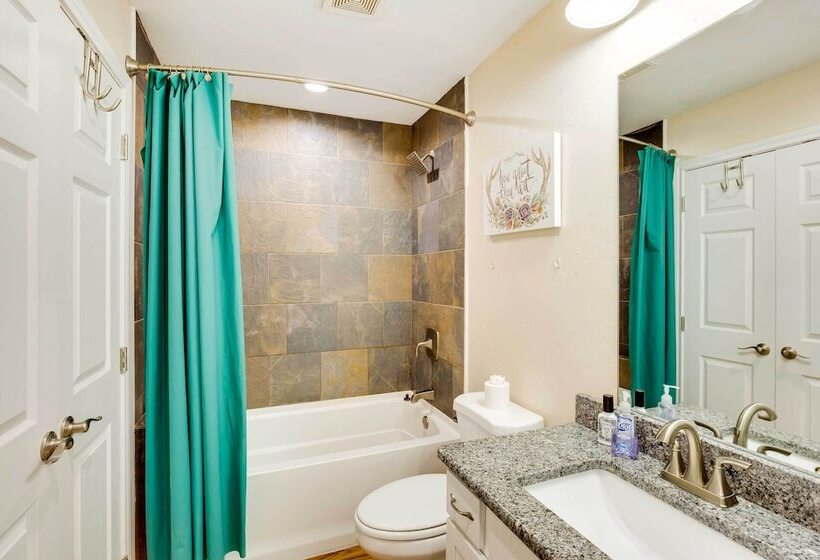 Lake Fork Vacation Rental With Fire Pit!