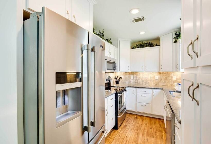 Lake Fork Vacation Rental With Fire Pit!