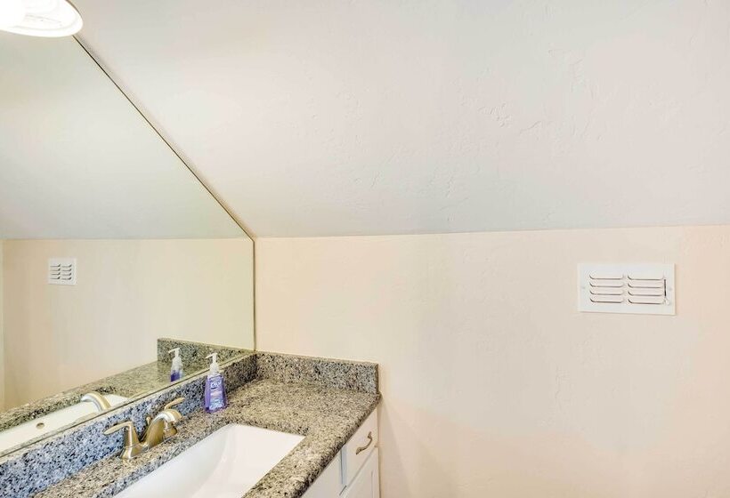 Lake Fork Vacation Rental With Fire Pit!