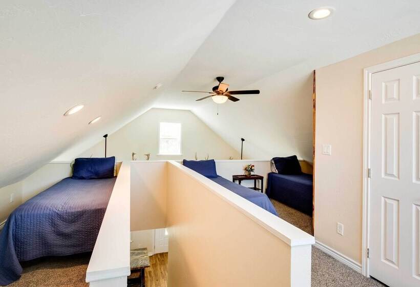 Lake Fork Vacation Rental With Fire Pit!