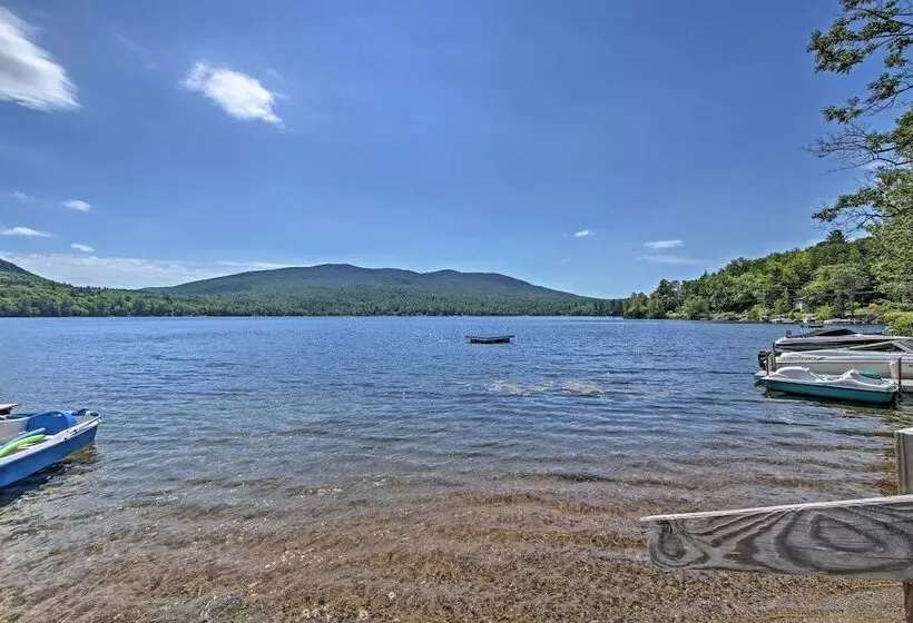 Lake Stinson Cottage W/ Sunroom & Shared Dock!
