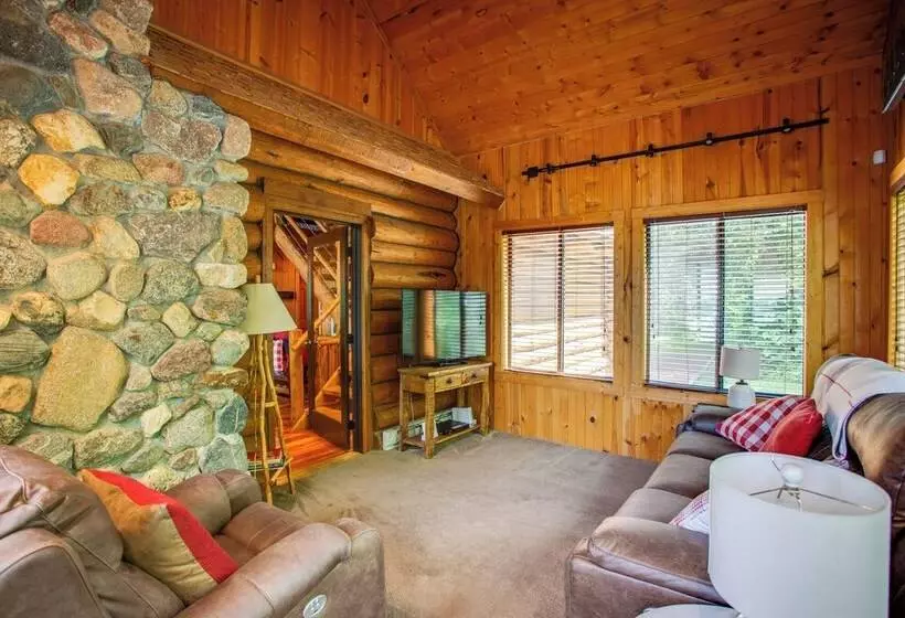 Lakefront Cabin Retreat, 2 Acre Lot W/ Deck!