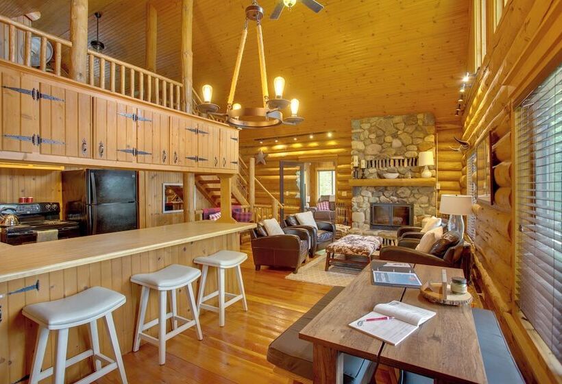 Lakefront Cabin Retreat, 2 Acre Lot W/ Deck!