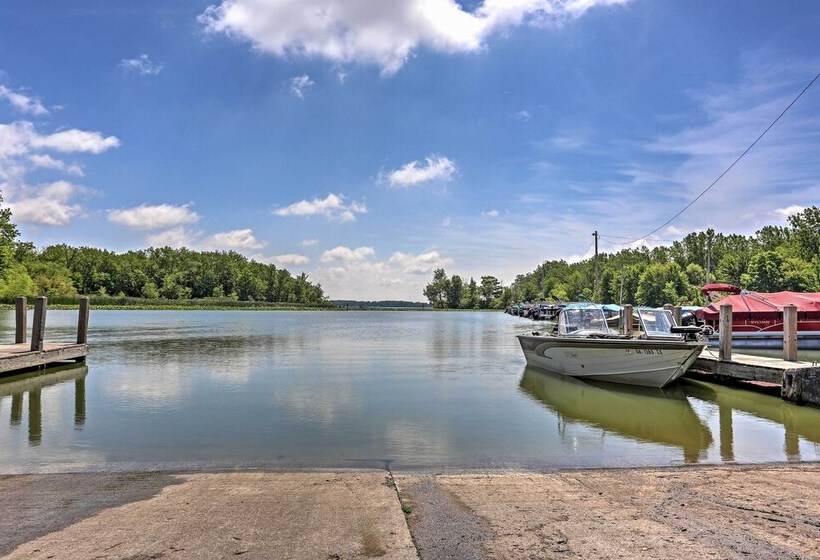 Lakeview A Frame Steps To Marina & Old Field Beach