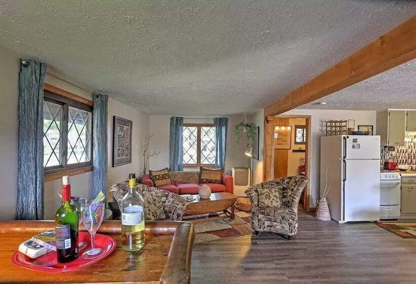 Lakeview A Frame Steps To Marina & Old Field Beach