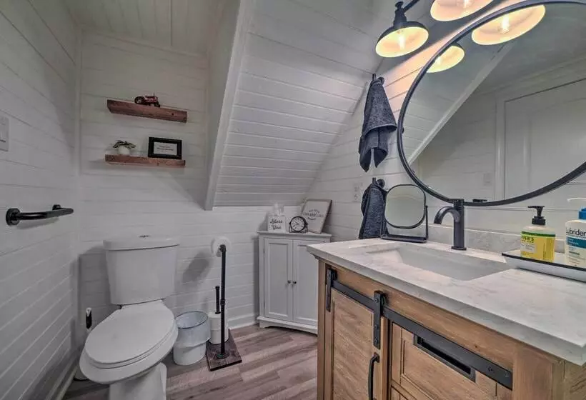 Lovely Pembroke Retreat W/ Beautiful Patio!