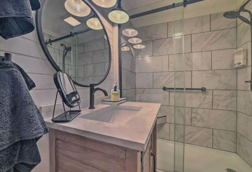 Lovely Pembroke Retreat W/ Beautiful Patio!