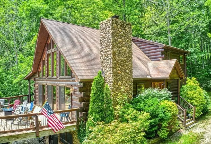 Luxe Cataloochee Cabin W/ Epic Mountain Views!