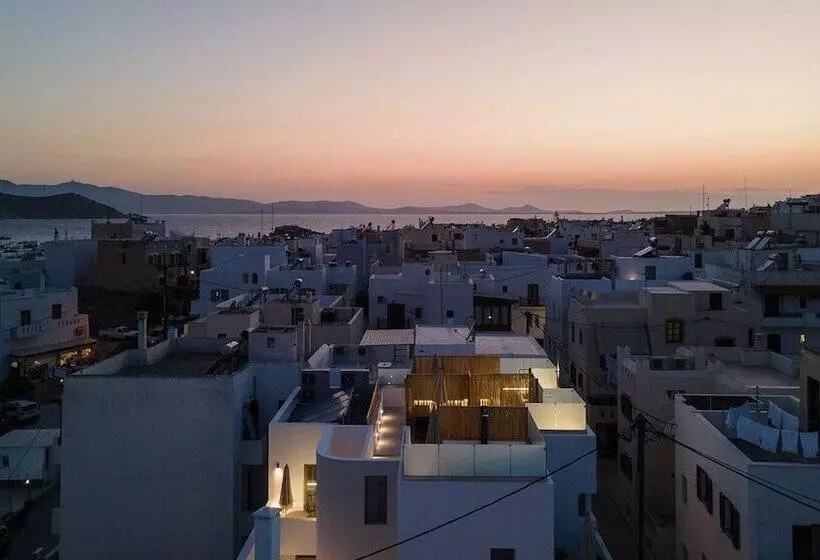 Makava Suites Naxos