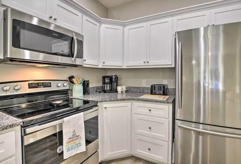 Modern Escape In The Heart Of Murrells Inlet