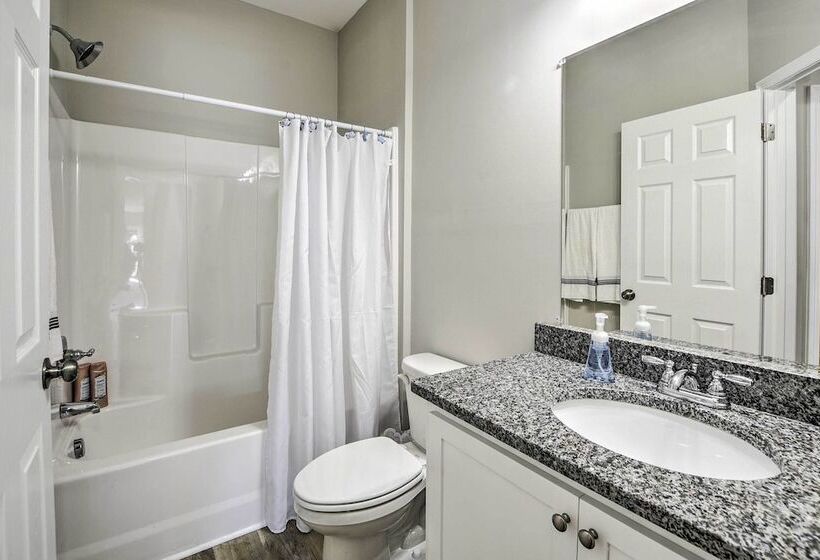 Modern Escape In The Heart Of Murrells Inlet