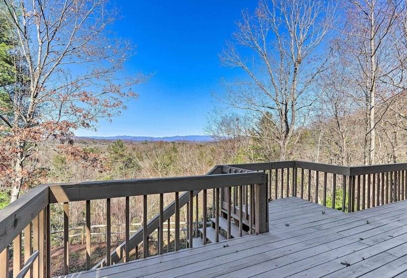 Family Friendly Murphy Cabin W/ Deck & Fire Pit!