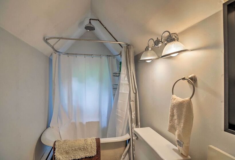 Northville Lakefront Escape W/ Deck: Walk To Lake