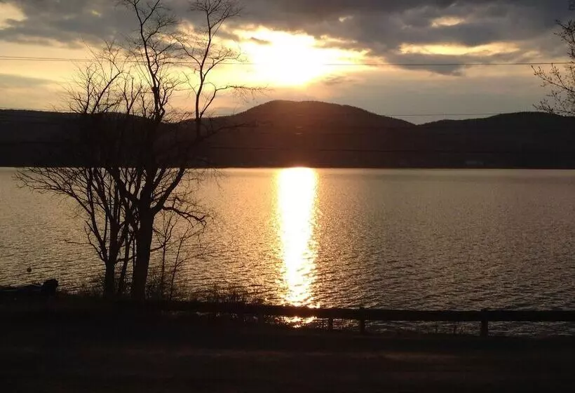 Northville Lakefront Escape W/ Deck: Walk To Lake