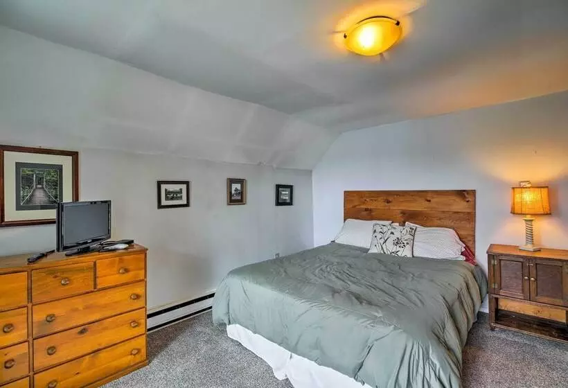 Northville Lakefront Escape W/ Deck: Walk To Lake