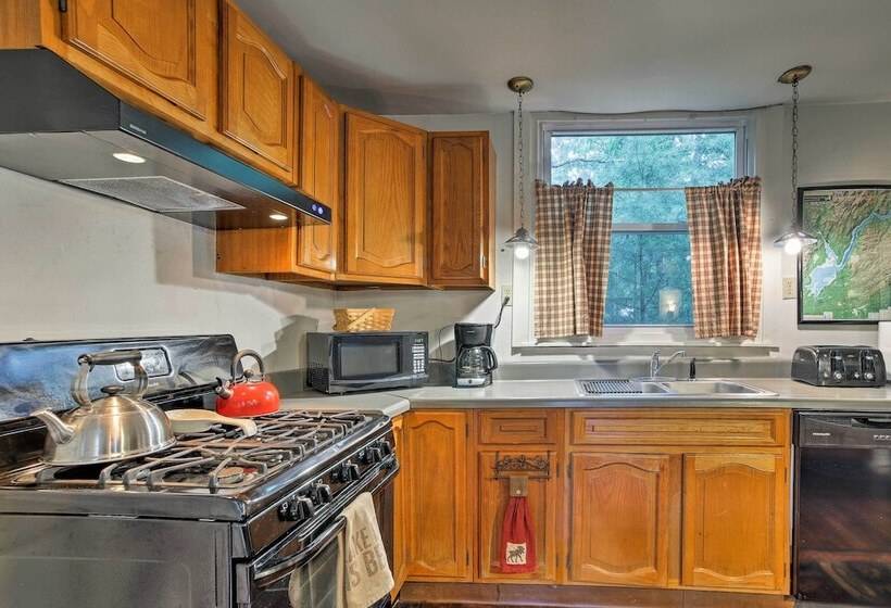 Northville Lakefront Escape W/ Deck: Walk To Lake