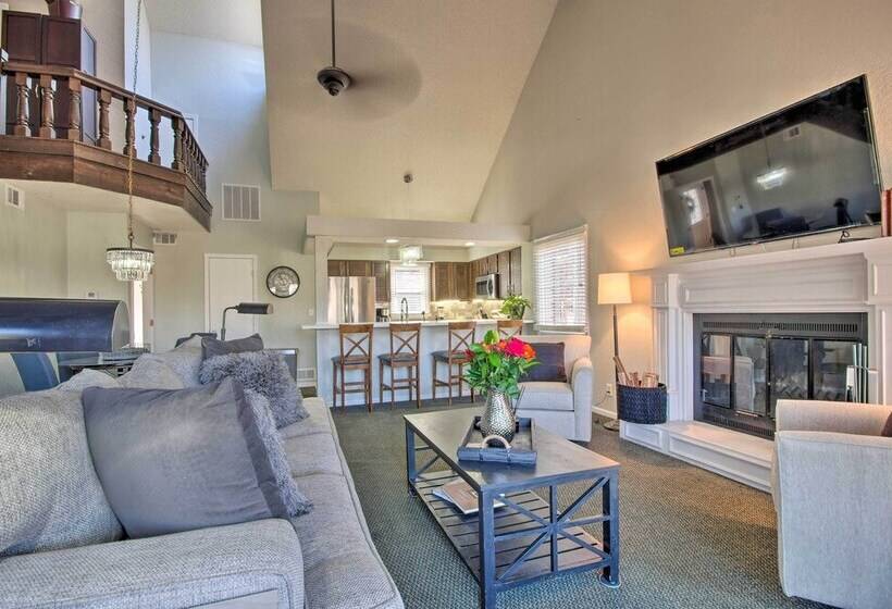 Margaritaville Hideaway: 3 Decks & Fireplace!