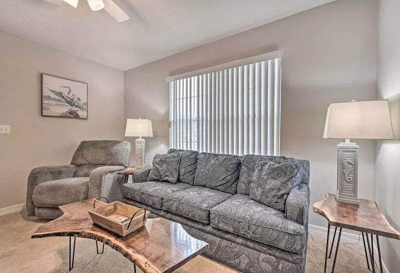 Pensacola Home W/ Patio: 4 Miles To Beach!