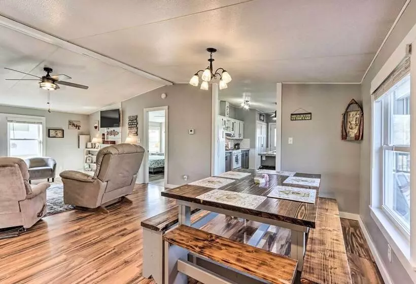 Pet Friendly Flemington Home W/ Lake Access!