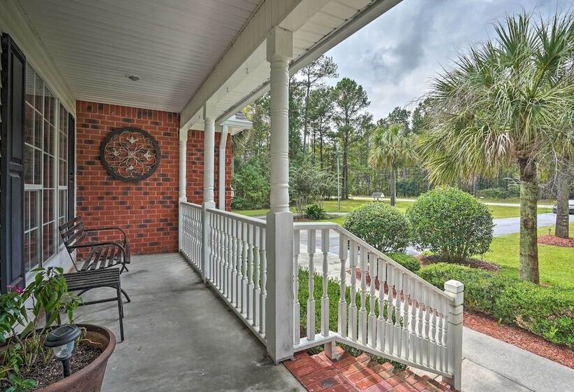 Pet Friendly Suburban Escape W/ Deck & Grill!