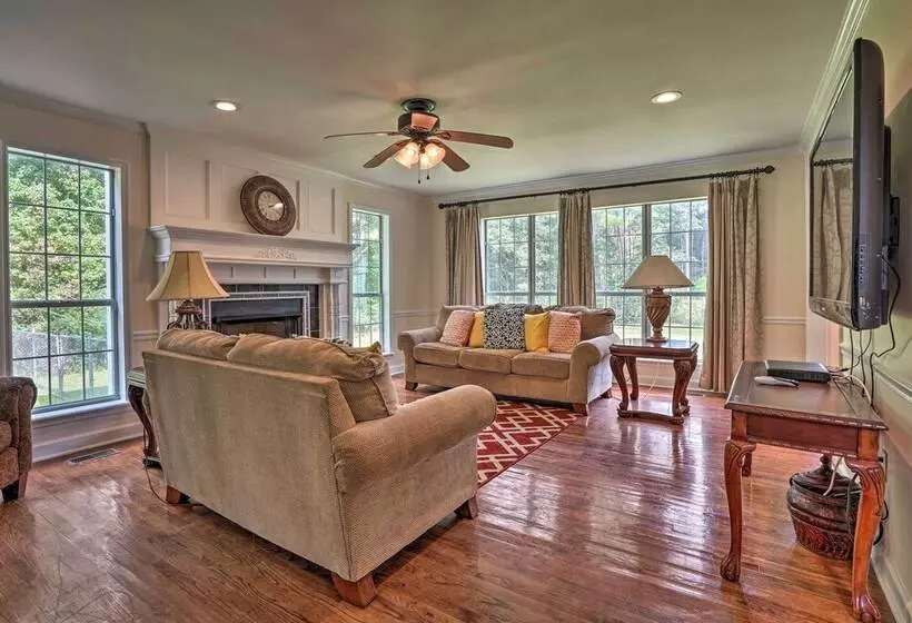 Pet Friendly Suburban Escape W/ Deck & Grill!