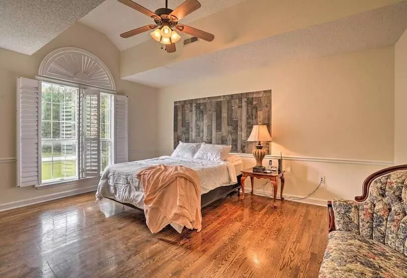 Pet Friendly Suburban Escape W/ Deck & Grill!