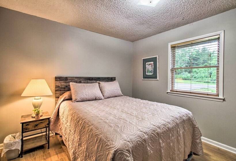 Pet Friendly Va Home ~ 30 Mi To Shenandoah Np