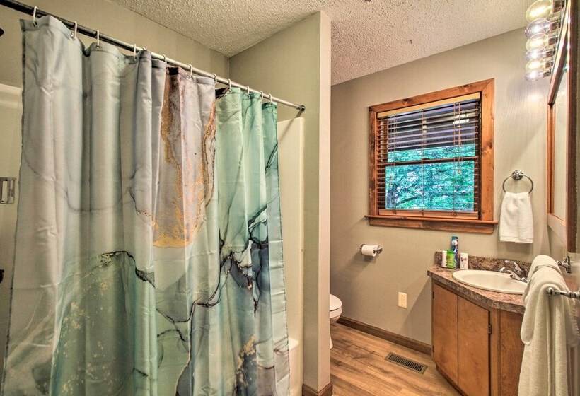 Pet Friendly Va Home ~ 30 Mi To Shenandoah Np