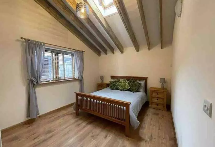 レジデンス Charming Norfolk Barn Conversion In Barnham Broom