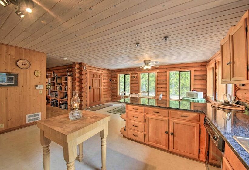 Riverfront Troy Cabin Ready With Bikes & Rafts!