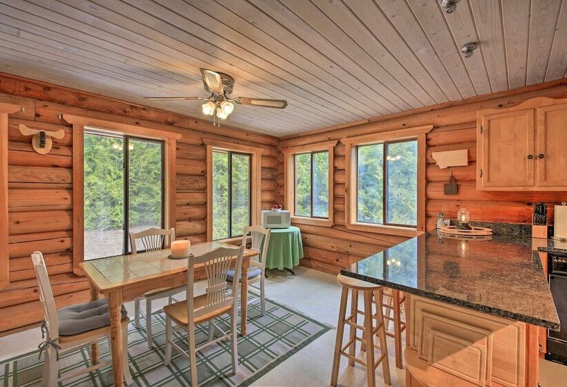 Riverfront Troy Cabin Ready With Bikes & Rafts!