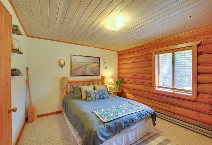 Riverfront Troy Cabin Ready With Bikes & Rafts!