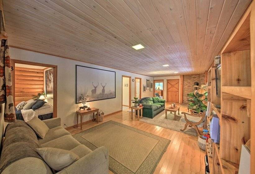 Riverfront Troy Cabin Ready With Bikes & Rafts!