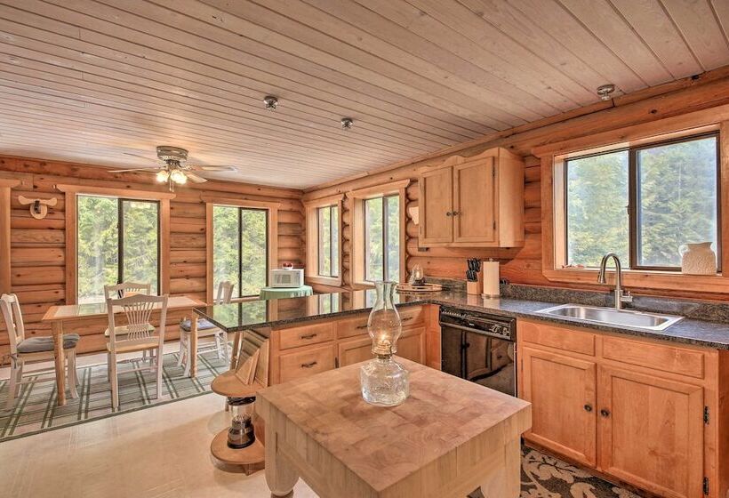 Riverfront Troy Cabin Ready With Bikes & Rafts!