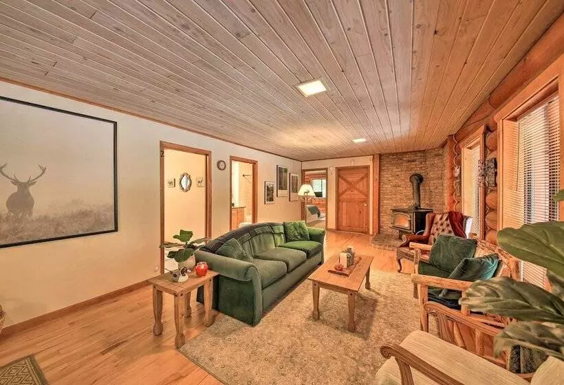 Riverfront Troy Cabin Ready With Bikes & Rafts!