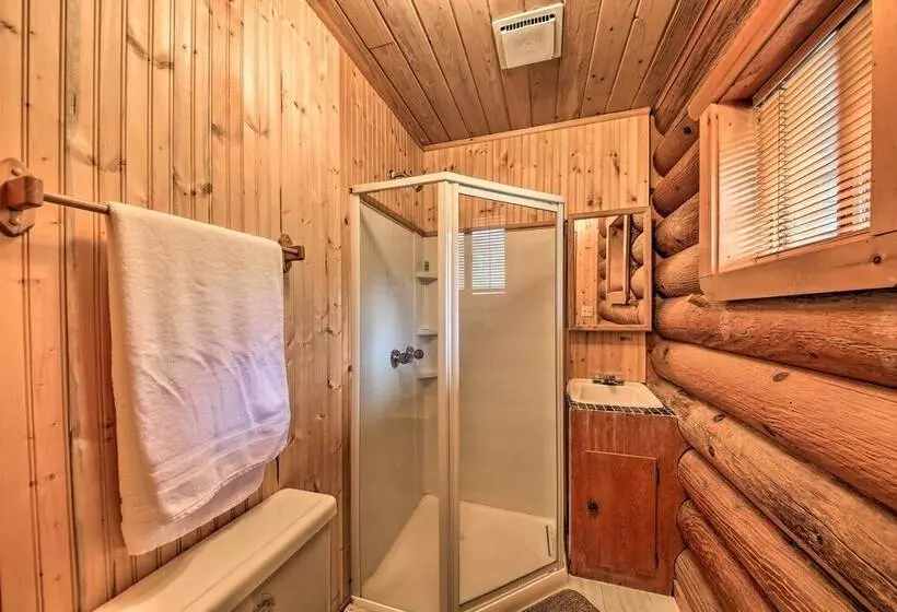 Riverfront Troy Cabin Ready With Bikes & Rafts!