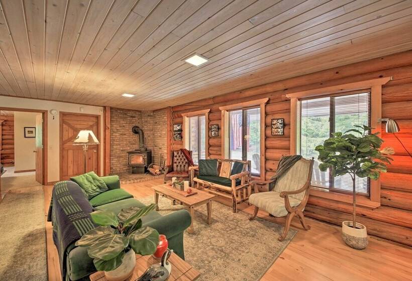 Riverfront Troy Cabin Ready With Bikes & Rafts!