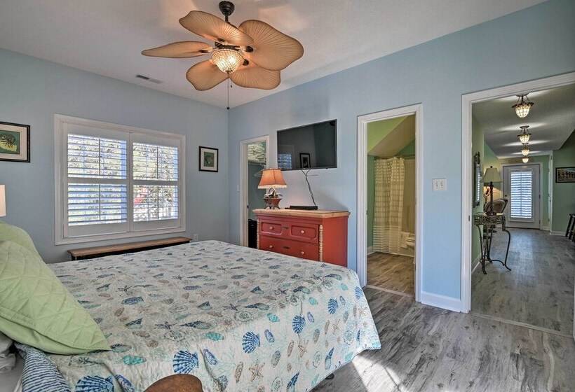 Steps To Pool & Ocean: Surfside Beach Home Base!