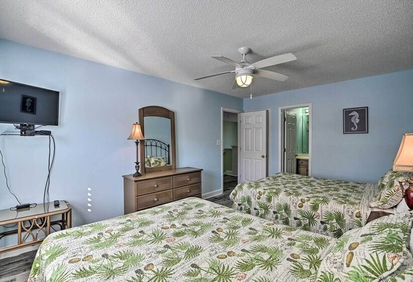 Steps To Pool & Ocean: Surfside Beach Home Base!