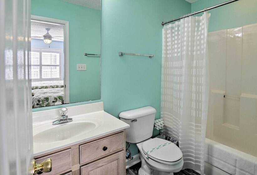 Steps To Pool & Ocean: Surfside Beach Home Base!