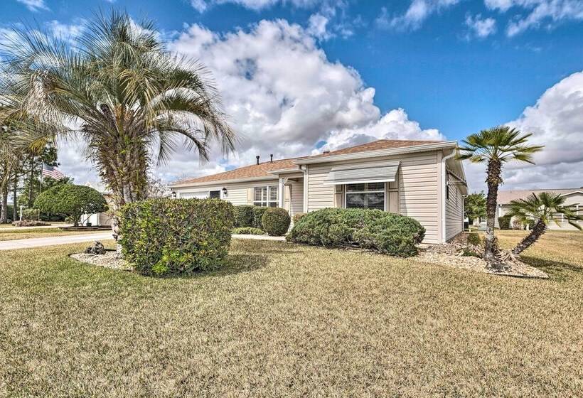 Home In The Villages W/ Lanai & Private Hot Tub!