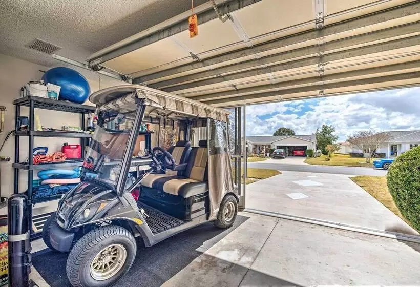 Home In The Villages W/ Lanai & Private Hot Tub!