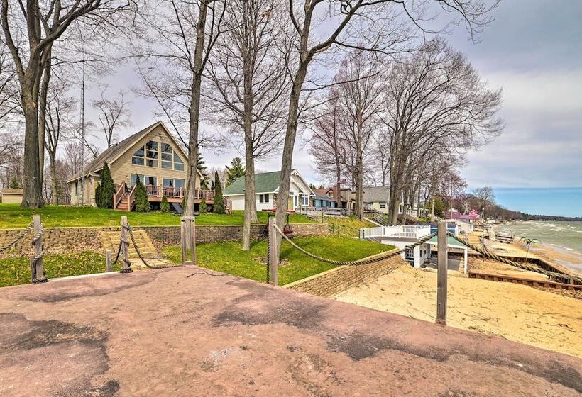 Waterfront Lake Huron Home   Private Beach!