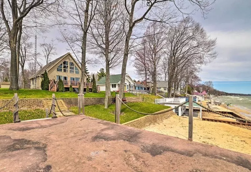 Waterfront Lake Huron Home   Private Beach!