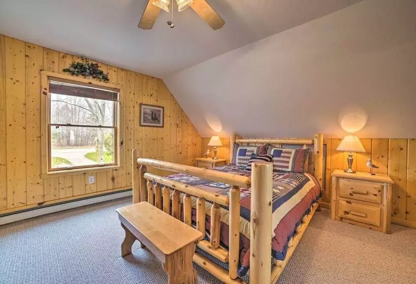 Waterfront Lake Huron Home   Private Beach!