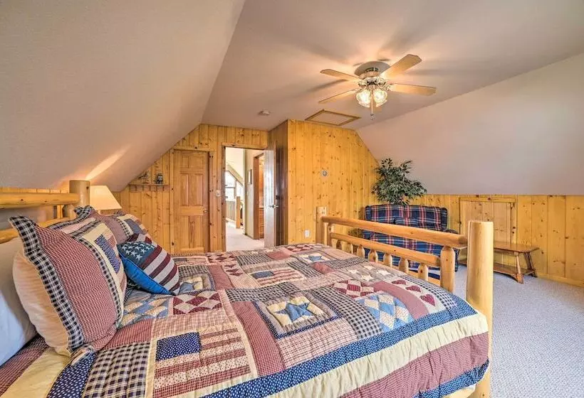 Waterfront Lake Huron Home   Private Beach!