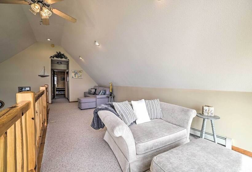 Waterfront Lake Huron Home   Private Beach!